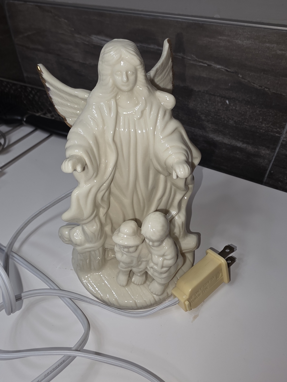 Ceramic Guardian Angel Figurine with Children - Cream Night Light Vintage